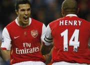 开云体育在线-森林狼横扫上海队，德罗赞成为关键先生