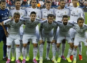 开云足球直播-逆转与领航，赛场上的双重奏