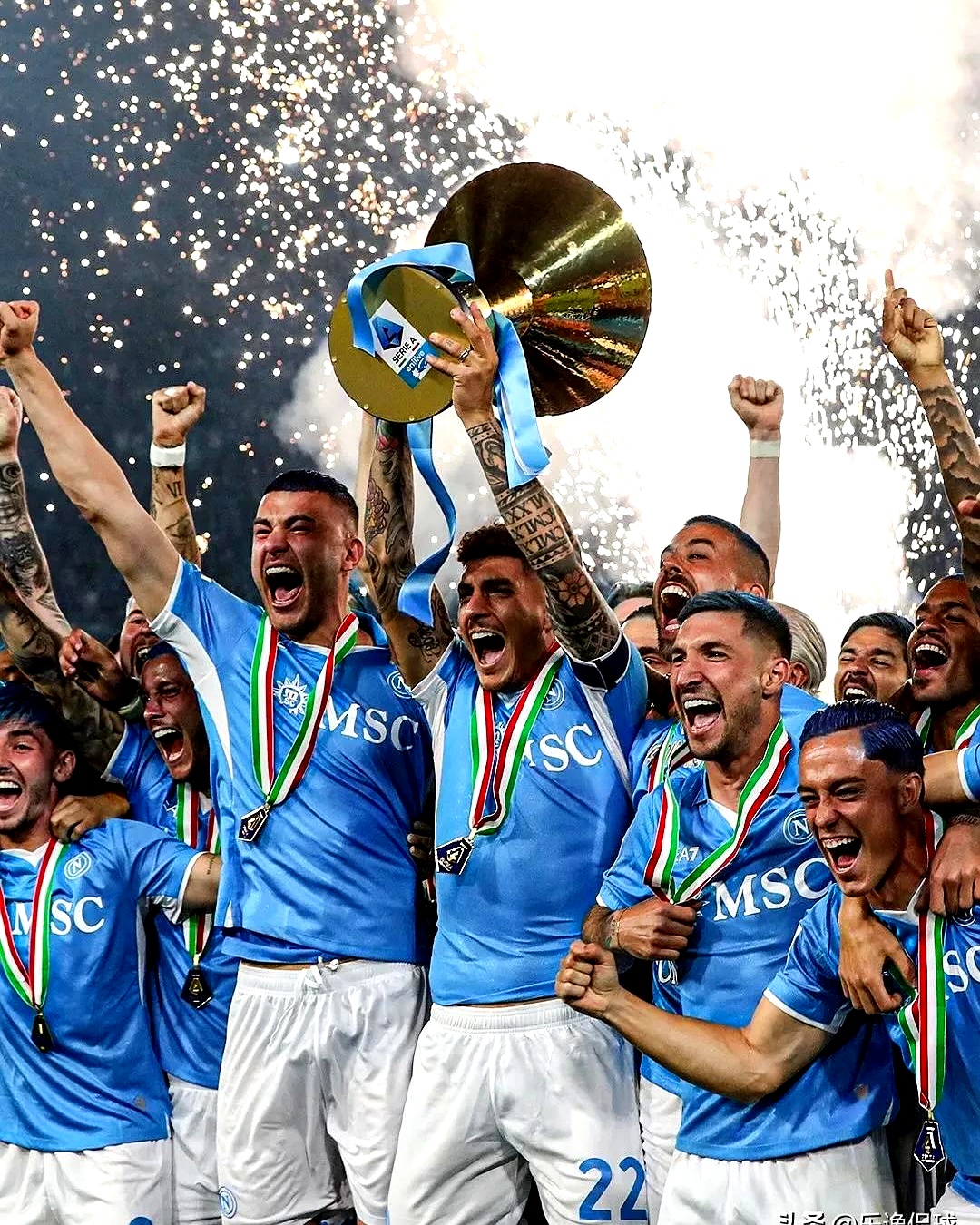 包含里昂完胜那不勒斯,马尔基尼奥斯三分雨点燃全场的词条 包含里昂完胜那不勒斯,马尔基尼奥斯三分雨点燃全场的词条