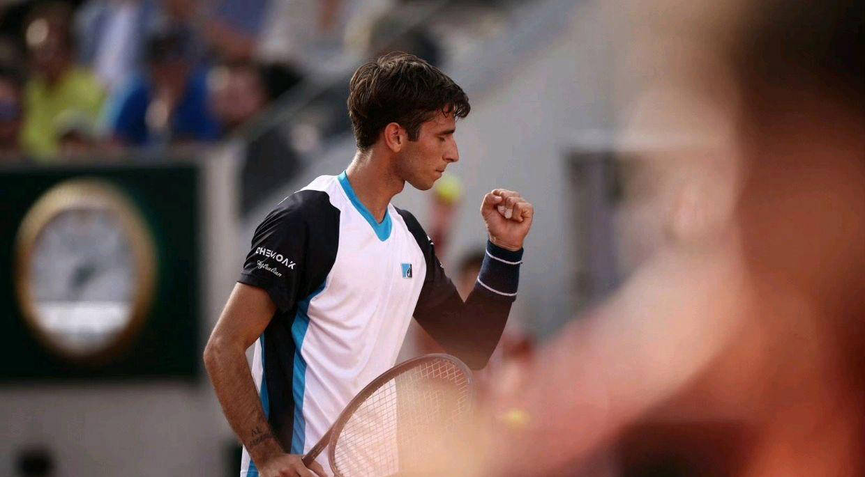 关于德国网球队绝地反击日本网球队，西西帕斯打破历史纪录的信息