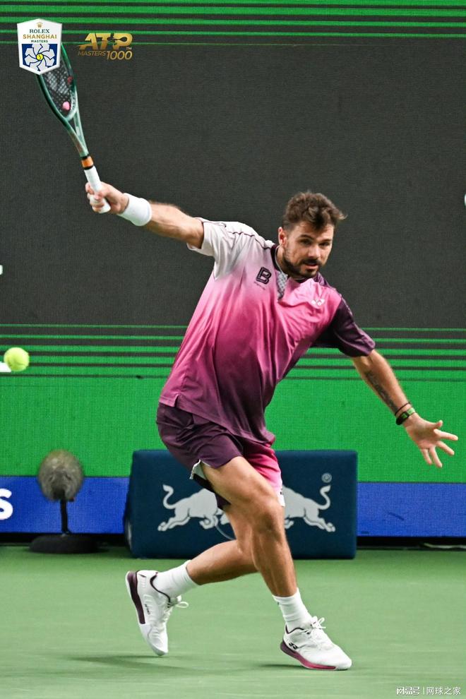 意大利网球队翻盘德国网球队,瓦林卡惊艳世界 意大利网球队翻盘德国网球队,瓦林卡惊艳世界