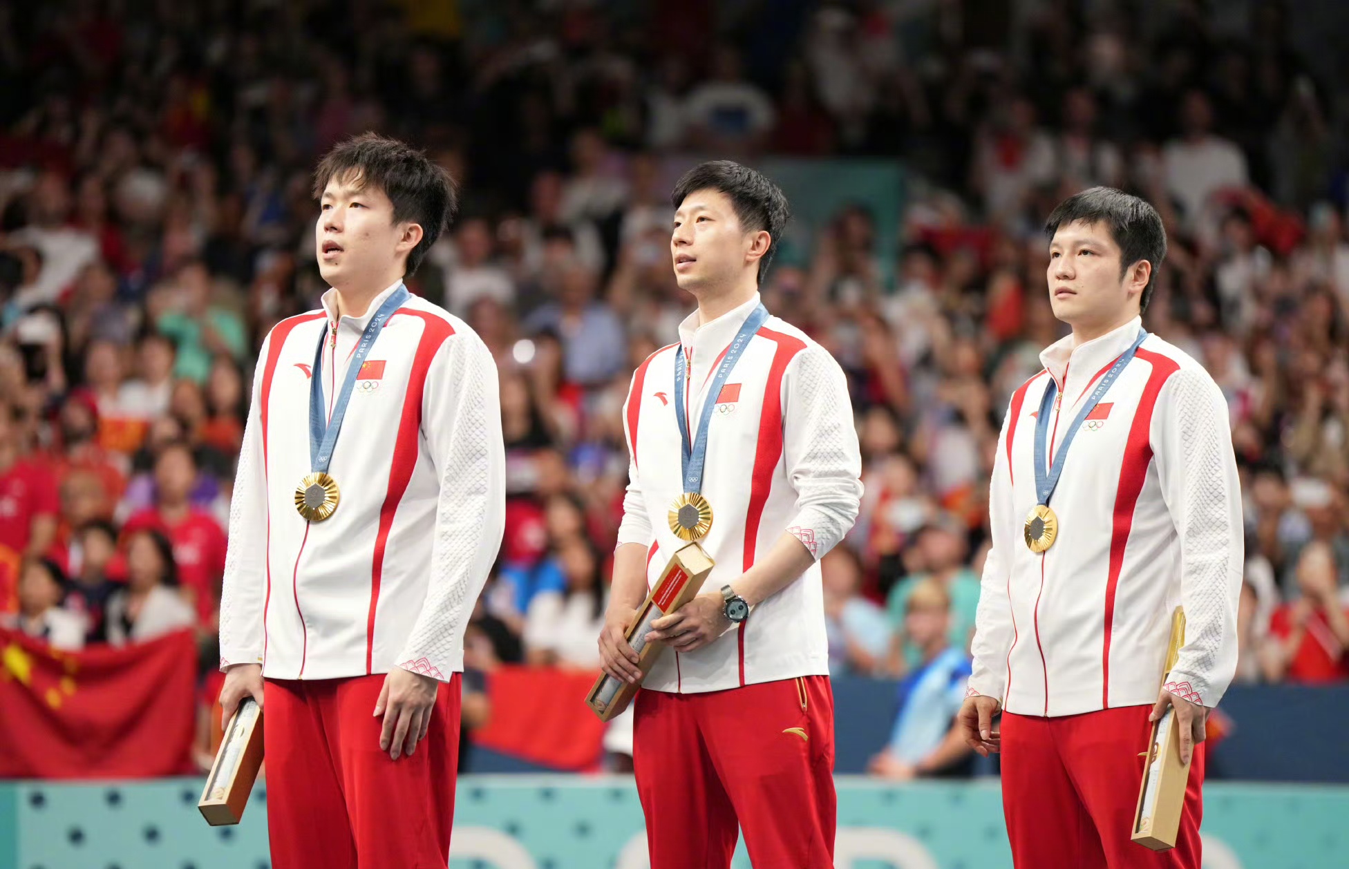 英国乒乓球队逆转日本乒乓球队，马龙统治全场