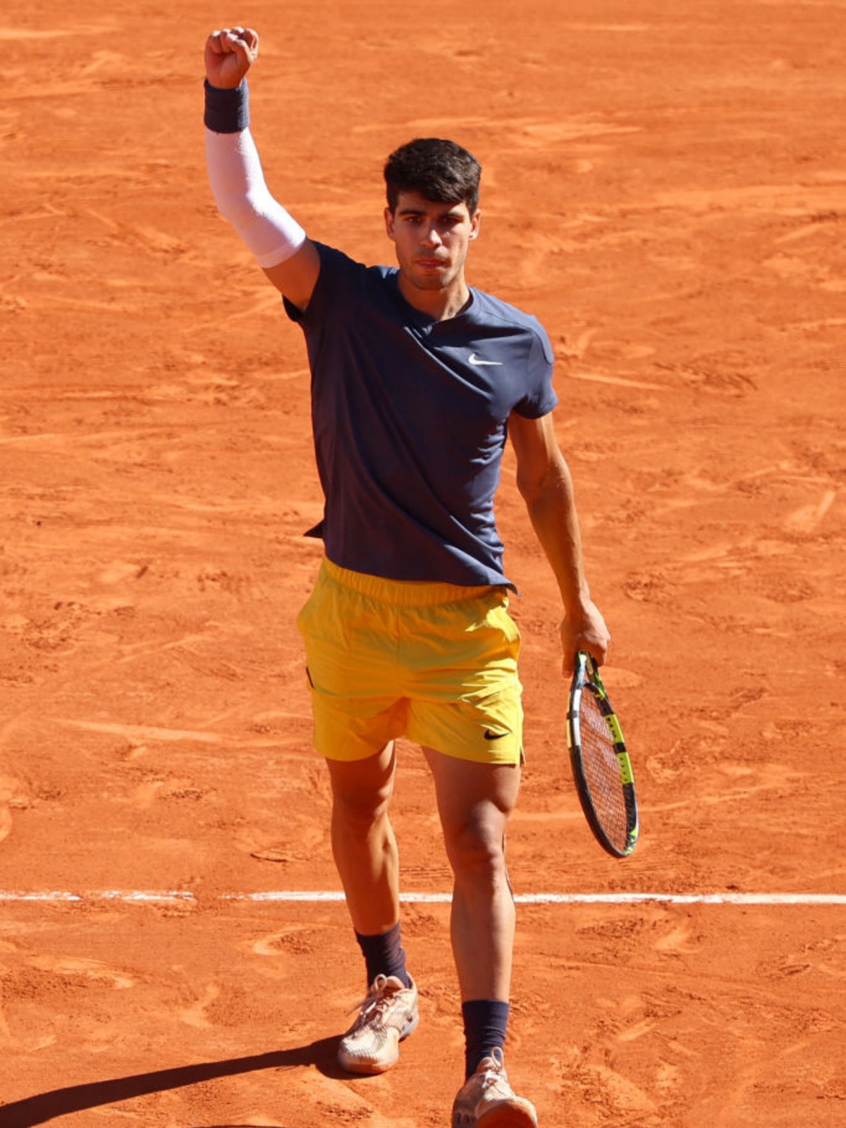 包含澳大利亚网球队逆转意大利网球队，阿尔卡拉斯高光表现的词条