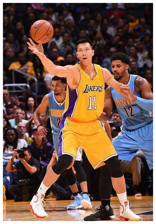 湖人翻盘独行侠，易建联惊艳四座的简单介绍