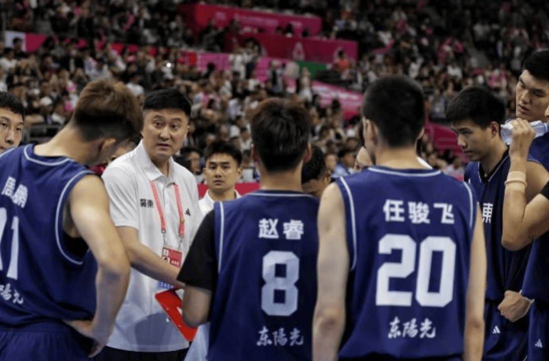 包含广东队稳定发挥，锁定总冠军的词条