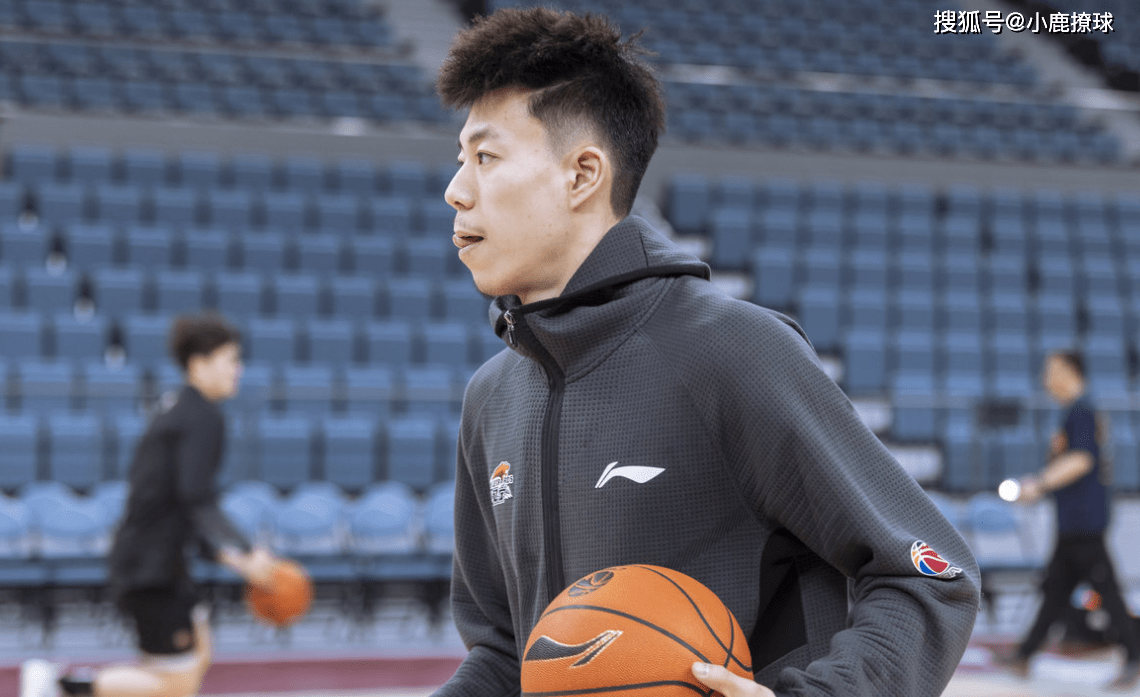 全队备战下一场比赛，心态稳定的简单介绍