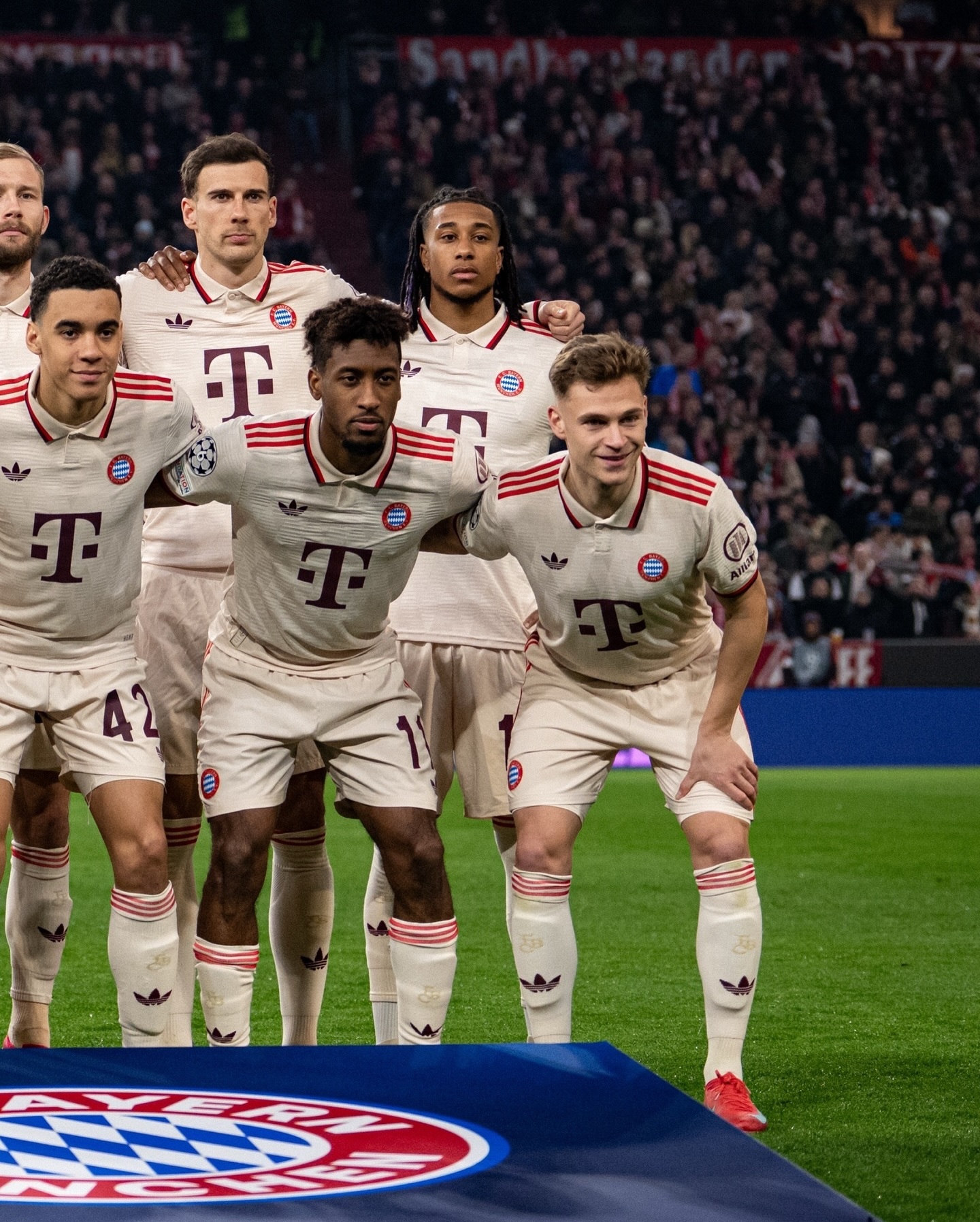 拜仁慕尼黑主场告捷，继续领跑德甲联赛的简单介绍