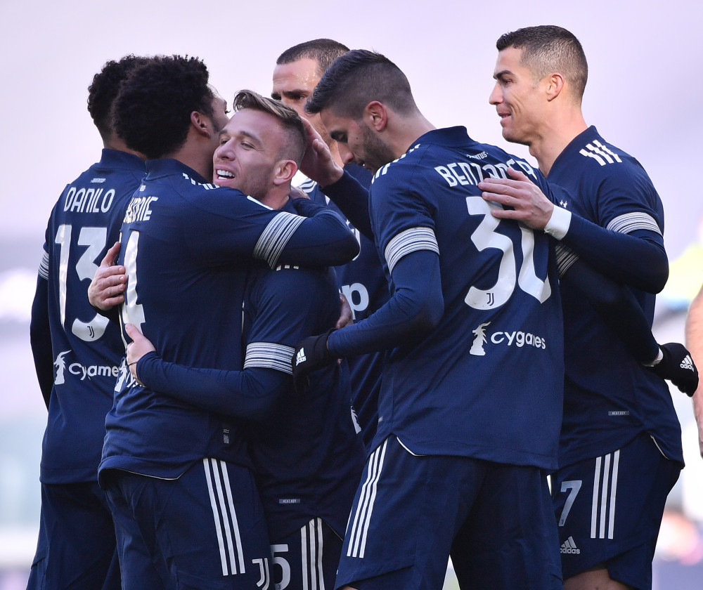 那不勒斯惨遭逆转，遭遇连败