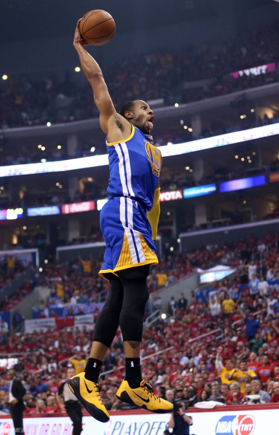 包含勇士战术暴露缺陷，败绩久未扭转的词条