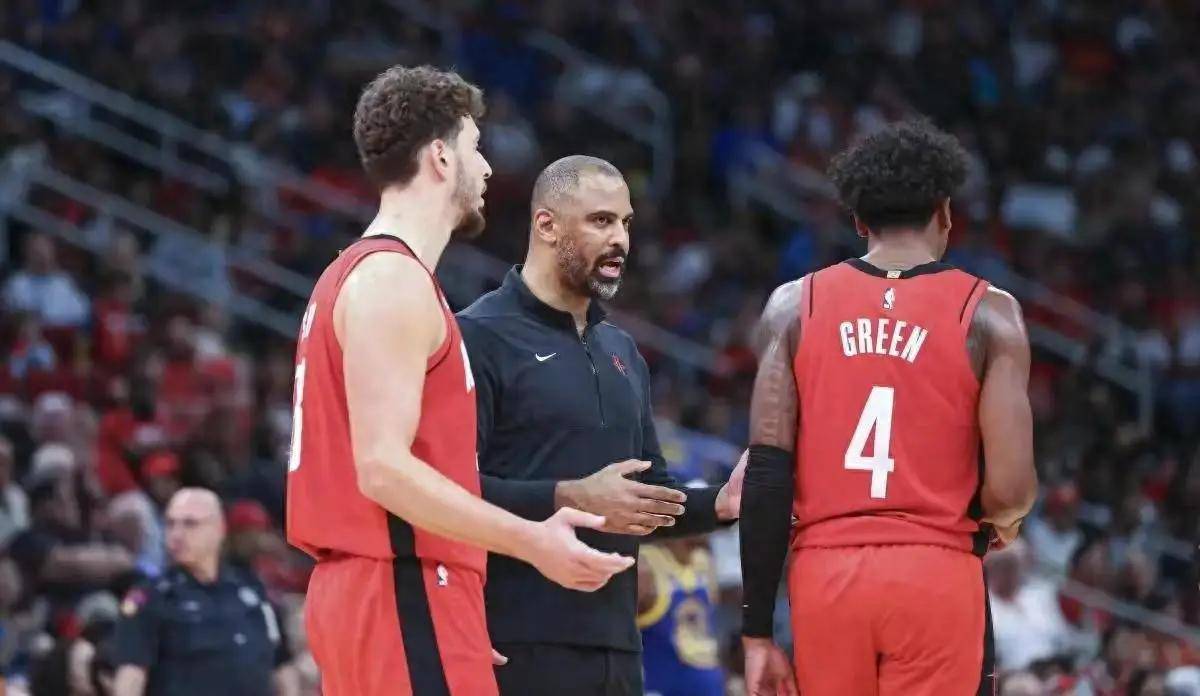 关于灰熊胜热火，库兹马得分钟武僧潜艇胜僧的信息