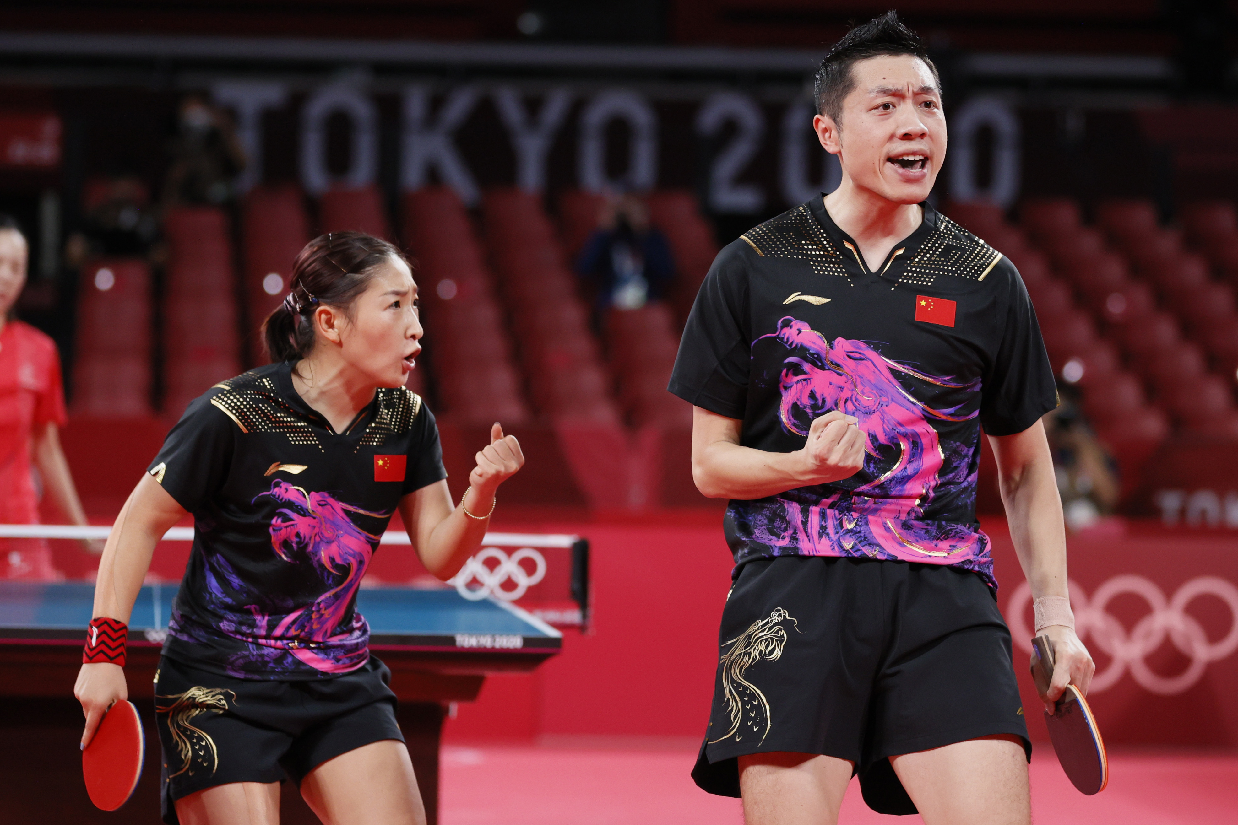 法国队横扫瑞典队，许昕关键制胜