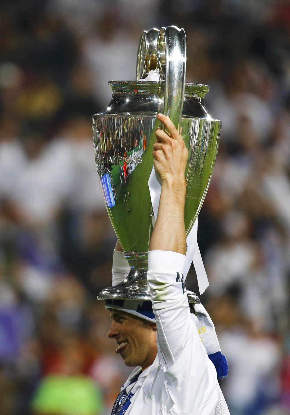 比利时队在欧洲赛事中夺得冠军