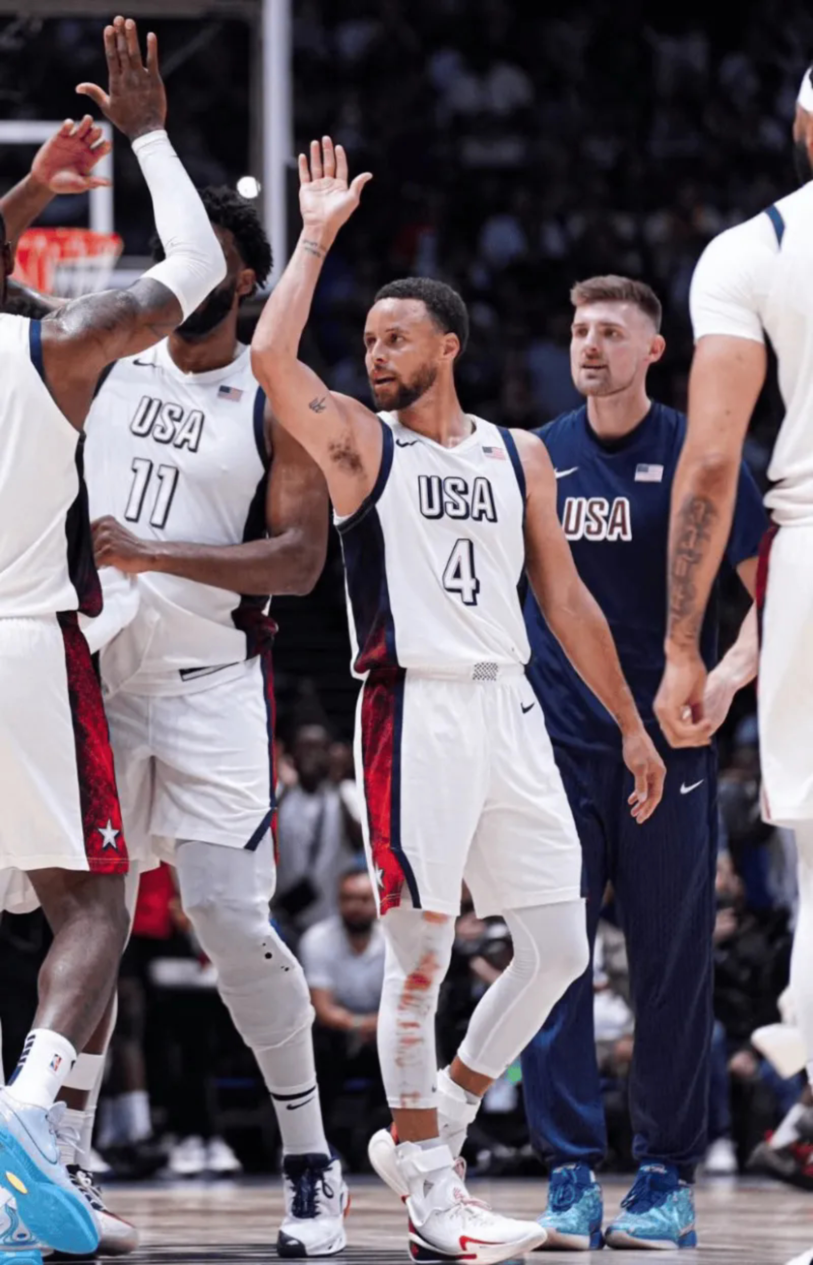 美国队运动员势在必胜，备战决赛！