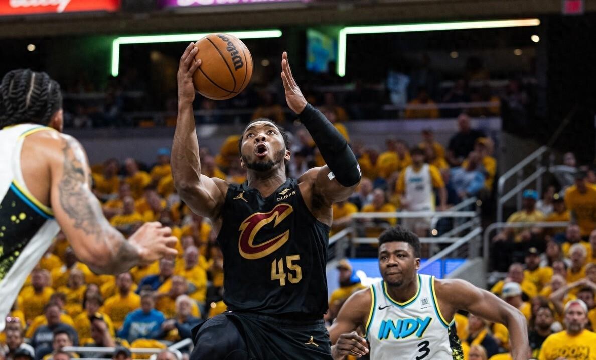 湖人横扫步行者，米切尔绝境逆转