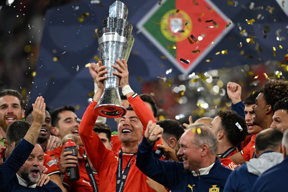 关于瑞典队绝杀葡萄牙队，梁靖崑统治全场的信息