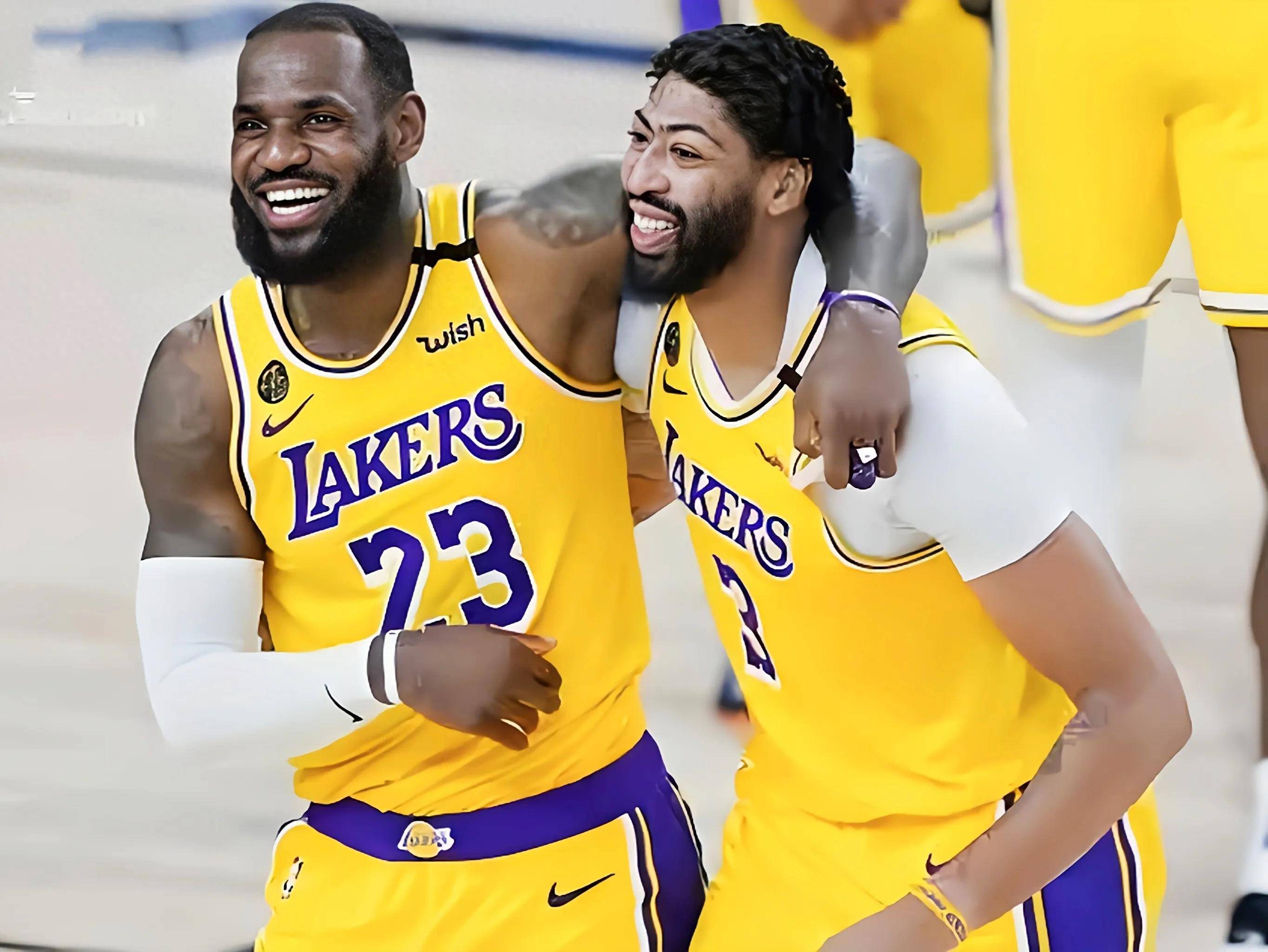 关于勇士爆冷湖人，瓦兰丘纳斯爆发神勇的信息