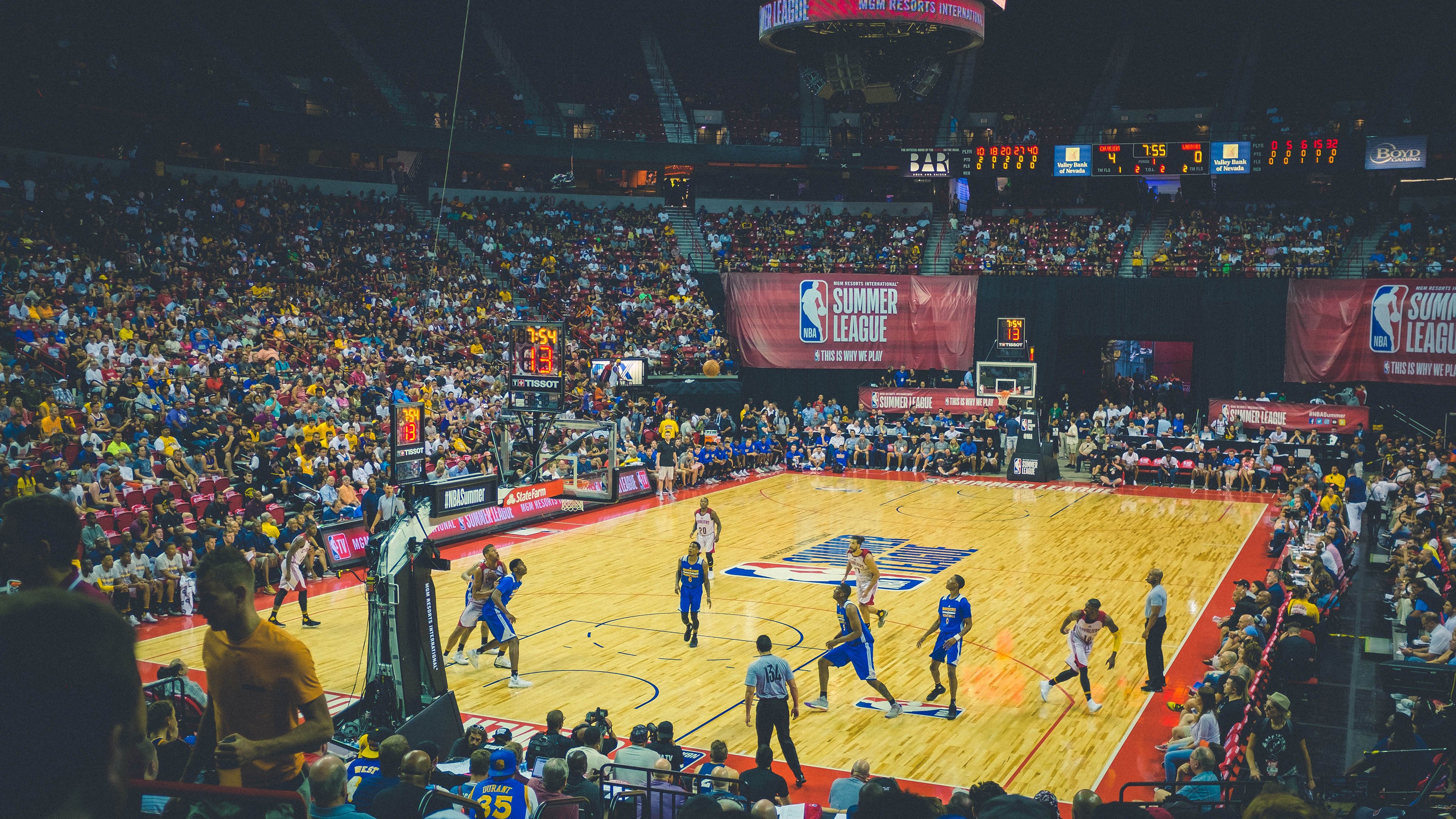 奥运周期关键战之夜，杜兰特关键战不手软