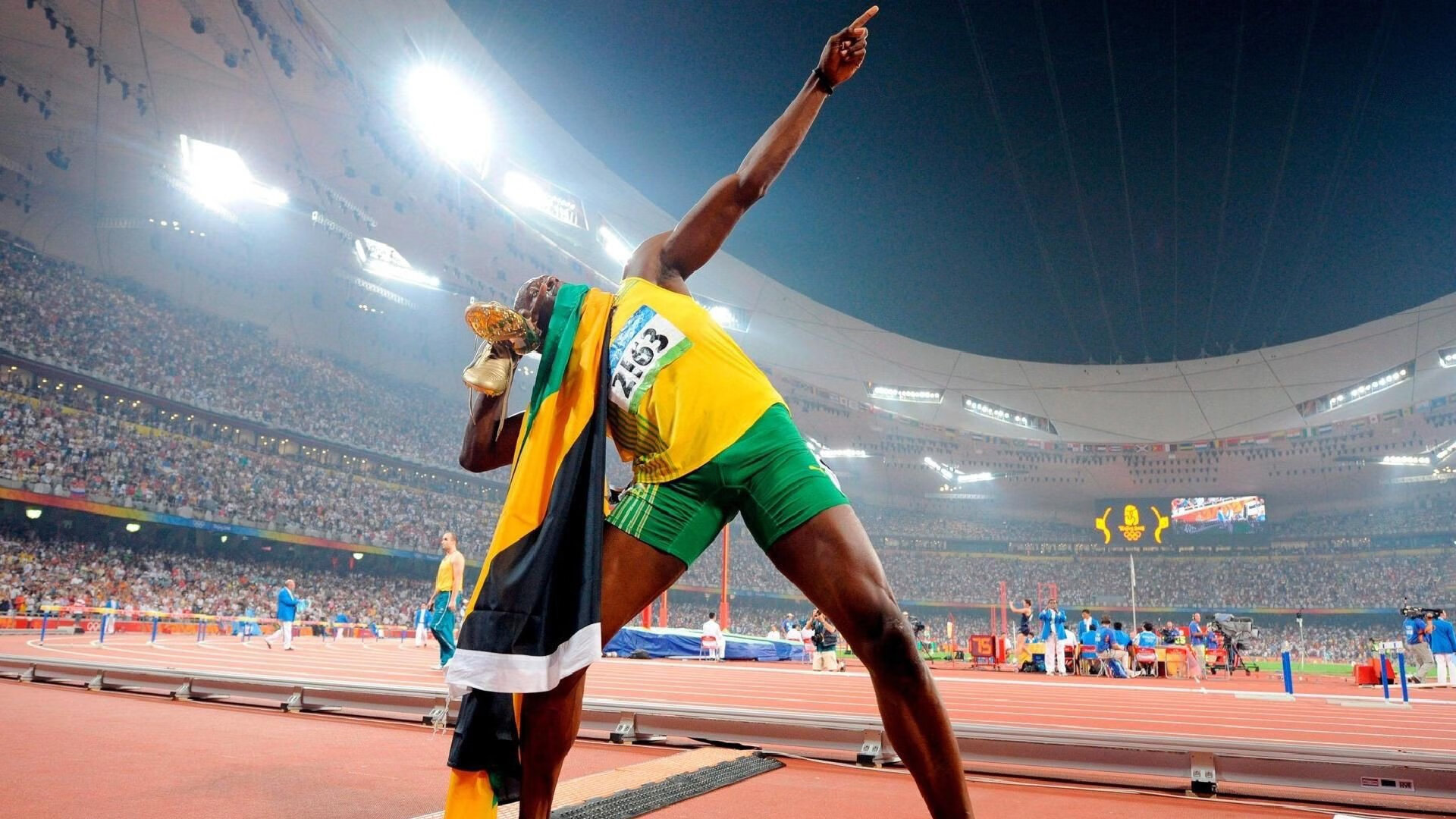 从草地到硬地，梅德韦杰夫美网横扫温网，点燃赛场的新王者宣言